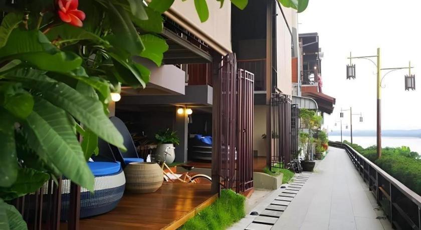 Chic Chiangkhan Hotel Chiang Khan Extérieur photo