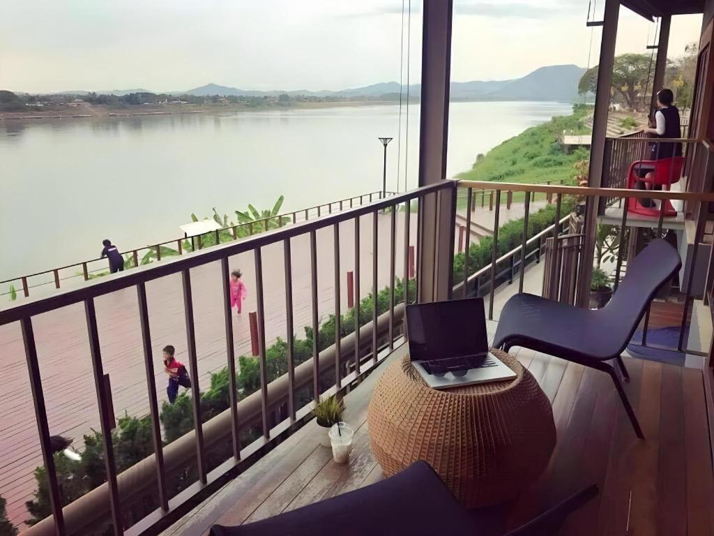 Chic Chiangkhan Hotel Chiang Khan Extérieur photo